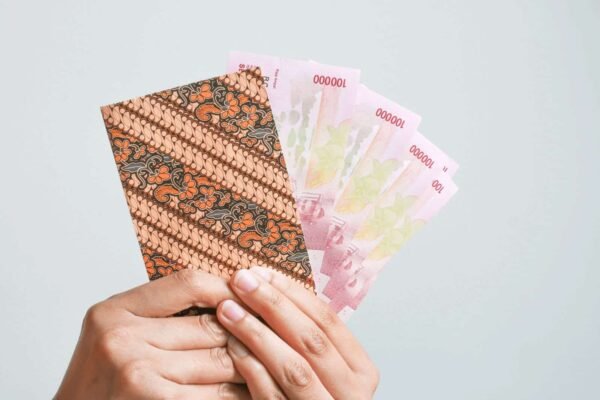 Perintah Awasi Ketat THR Sesuai Ketentuan, Hingga Konsumsi Masyarakat Terdorong