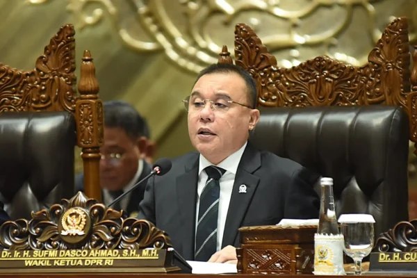 Narasi Indonesia Gelap Tak Sebanding dengan Kenyataan Kemajuan Bangsa
